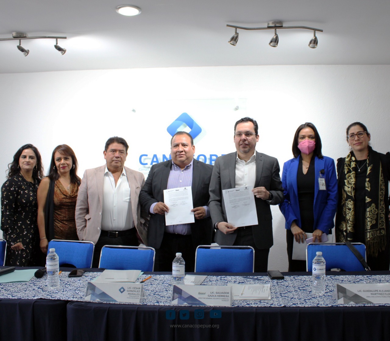 Fonacot firma convenios de difusión en Puebla con un ayuntamiento y tres organismos empresariales